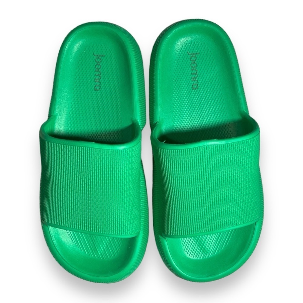 Joomra Women’s Pillow Slippers Kelly Green Size 7.5-8.5